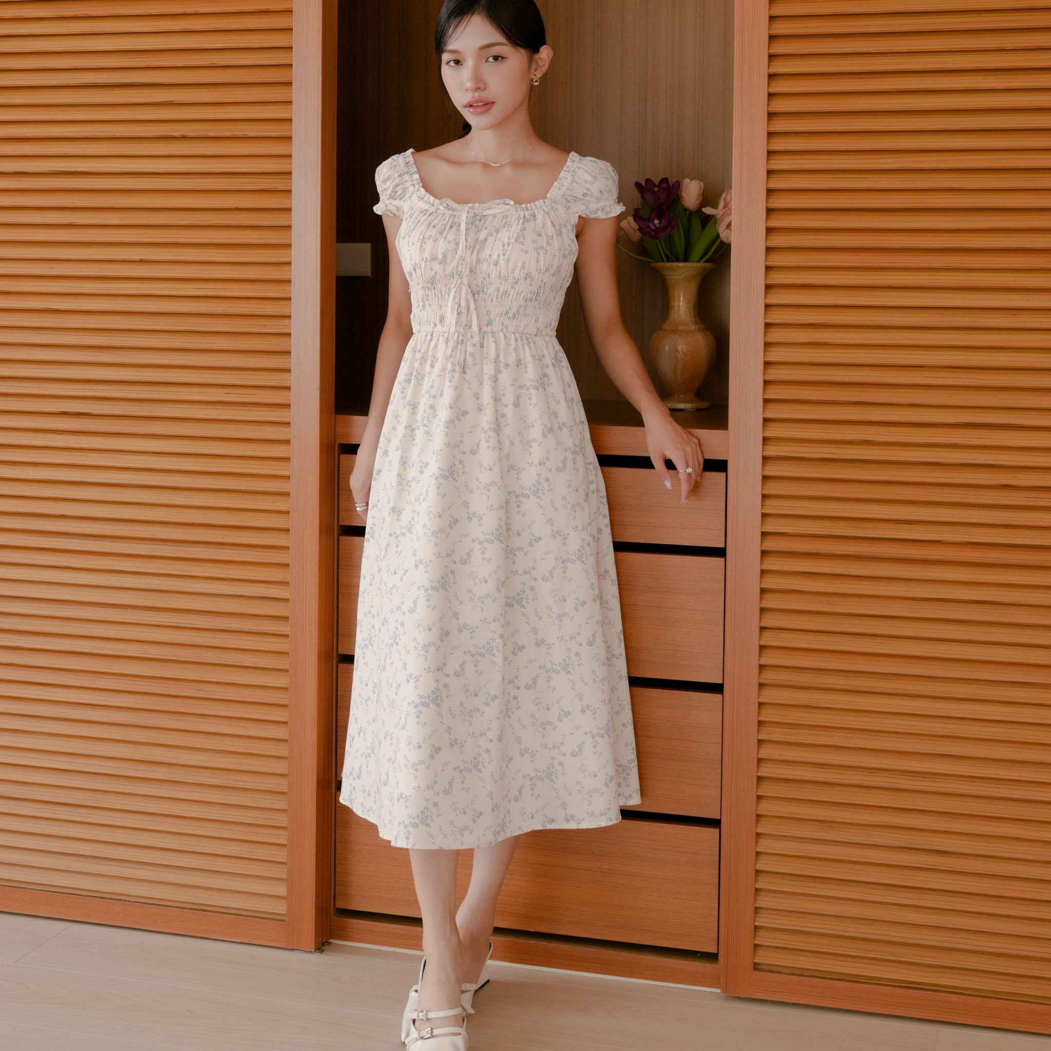 Elsa Floral Midi Dress in Blue Mist