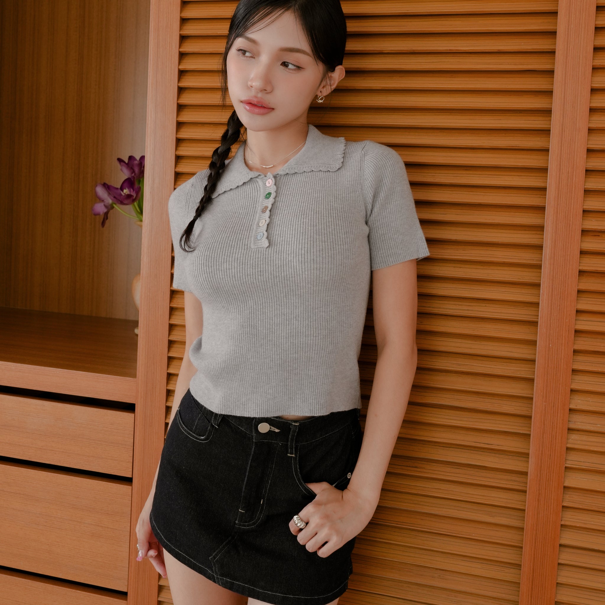 Margot Scallop Polo Top in Grey