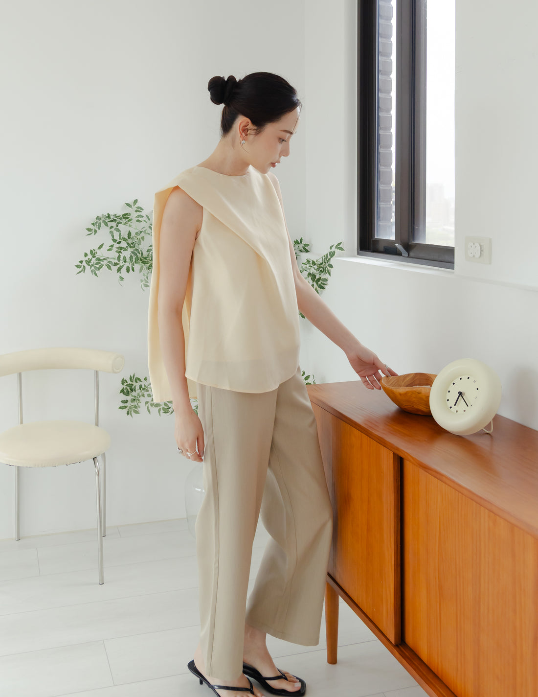 Ashleigh Scarf Top in Buttermilk