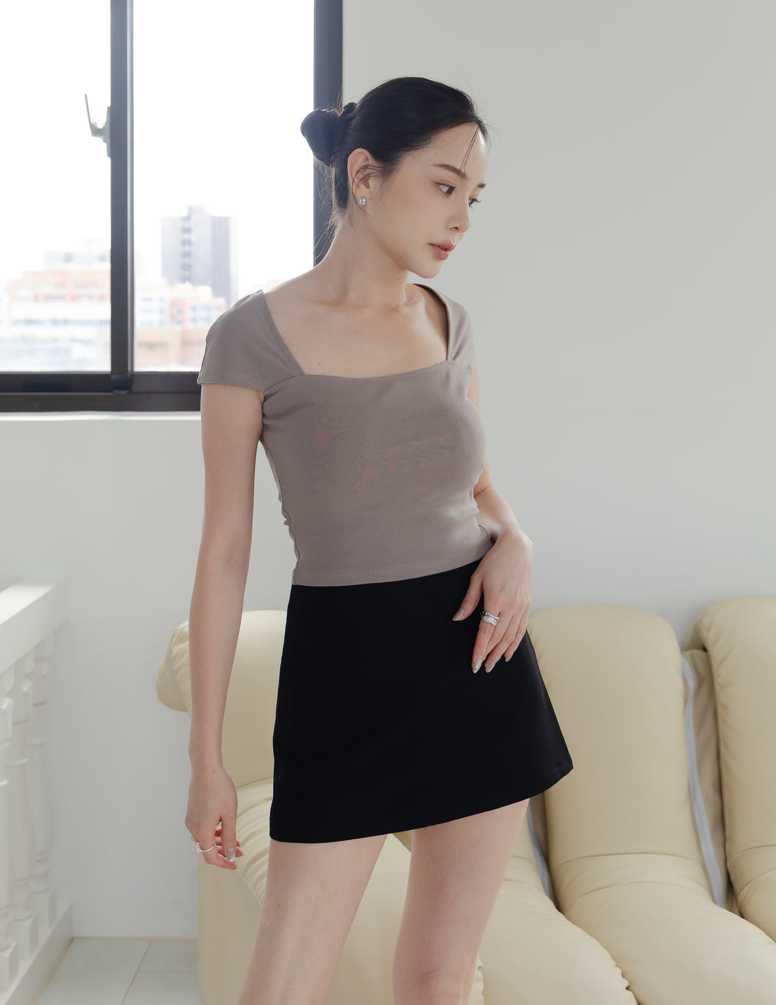 Moxie Reversible Top in Taupe